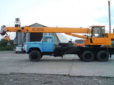Кран «ЗИЛ» КС-3575ГЯ Грузоподъёмность 12 тонн, стрела 14 метров